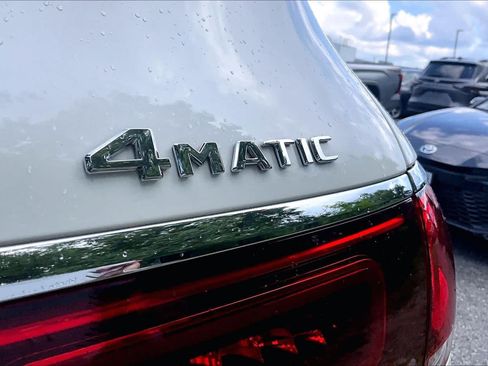 Used 2021 Mercedes-Benz GLS 580 4MATIC image 10
