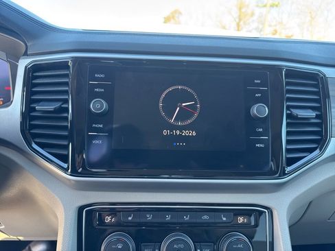 Used 2021 Volkswagen Atlas SEL image 19