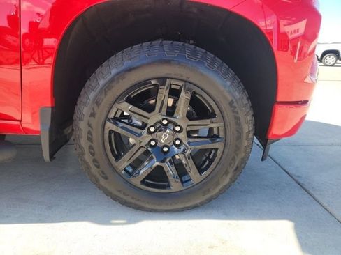 New 2026 Chevrolet Silverado 1500 Custom w/ Turbomax Blackout Package AWD/4WD image 21