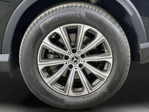 Used 2024 Mercedes-Benz GLC 300 image 26