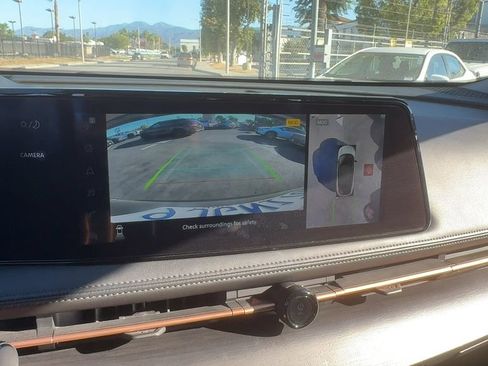 Used 2023 Nissan Ariya FWD image 17