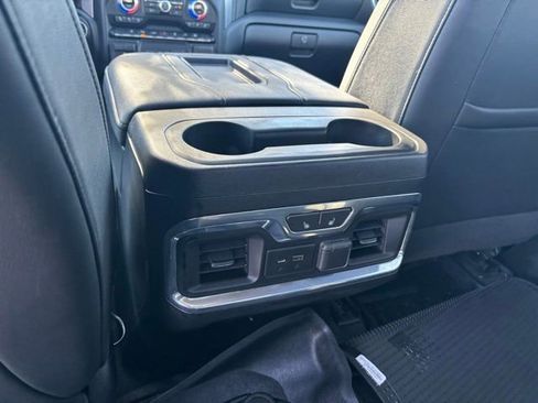Used 2020 GMC Sierra 2500 SLT w/ Technology Package image 32
