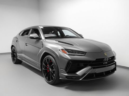 Used 2024 Lamborghini Urus S AWD/4WD image 17