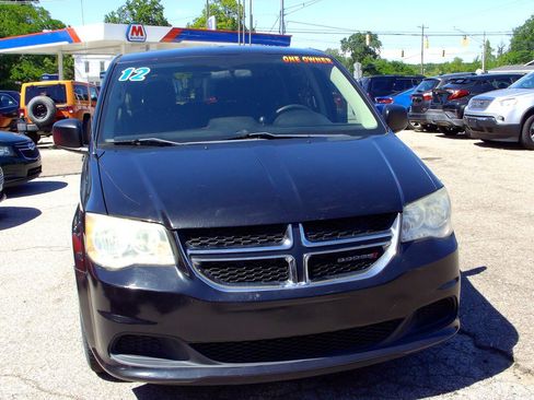 Used 2012 Dodge Grand Caravan SE FWD image 3
