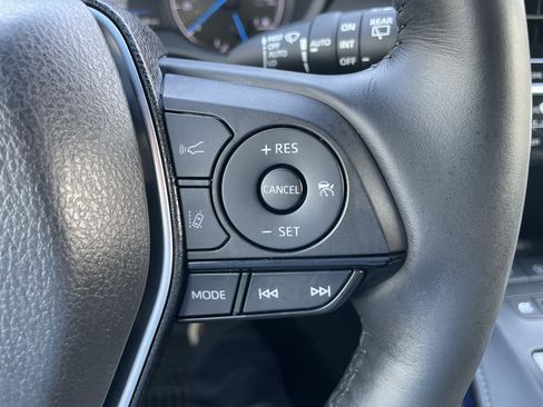 Used 2021 Toyota Venza Limited w/ Advanced Technology Package AWD/4WD image 17