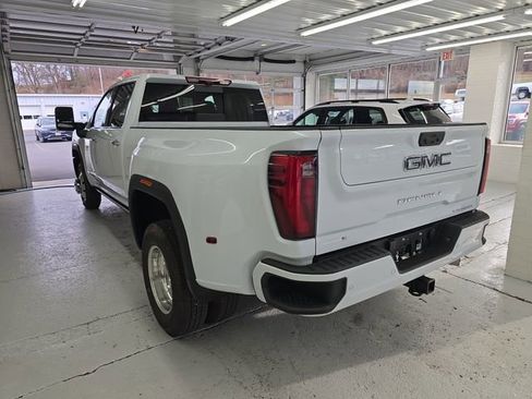 New 2026 GMC Sierra 3500 Denali Ultimate image 3