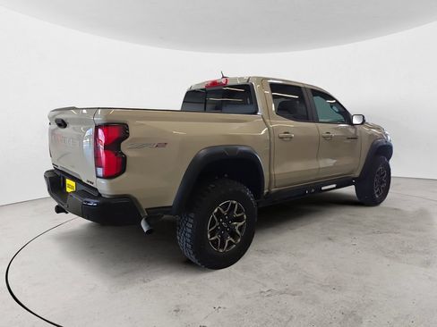 Certified 2024 Chevrolet Colorado ZR2 w/ ZR2 Convenience Package III AWD/4WD image 5