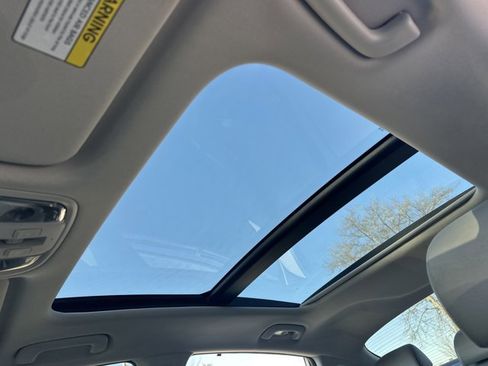 Used 2017 Kia Optima EX w/ Technology Package image 36