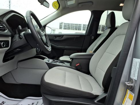 Certified 2023 Ford Escape Active AWD/4WD image 13