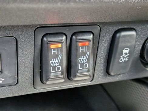 Used 2024 Mitsubishi Outlander Sport AWD image 24