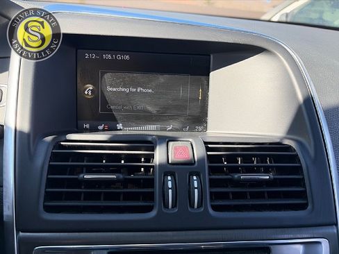 Used 2015 Volvo XC60 T5 Premier image 28