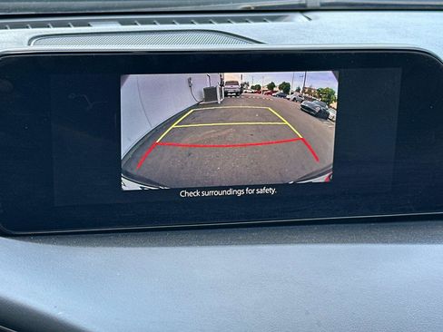 Used 2019 MAZDA MAZDA3 Hatchback w/ Preferred Package image 19