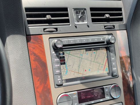 Used 2014 Lincoln Navigator 2WD image 29