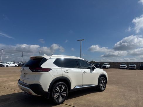 Certified 2023 Nissan Rogue Platinum w/ Platinum Premium Package FWD image 23