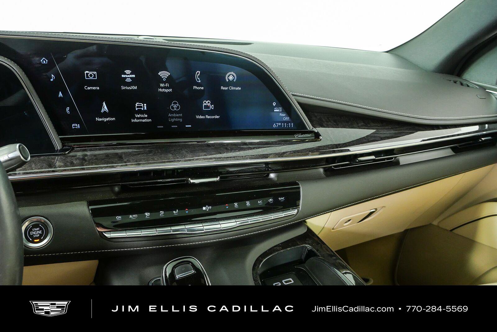 Used 2023 Cadillac Escalade Premium Luxury w/ Performance Package RWD image 13