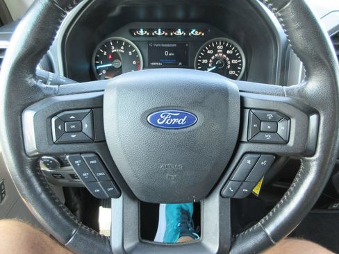 Used 2020 Ford F150 XLT w/ Equipment Group 302A Luxury AWD/4WD image 25