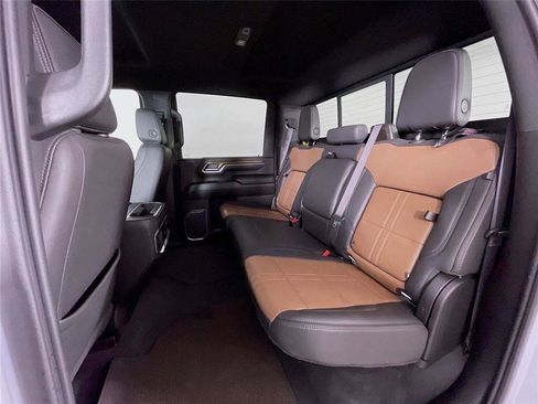 Certified 2024 Chevrolet Silverado 3500 High Country w/ Technology Package image 27