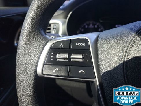 Used 2019 Kia Sorento LX image 29