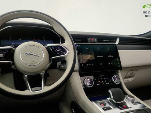 Used 2025 Jaguar F-PACE R-Dynamic S AWD/4WD image 62