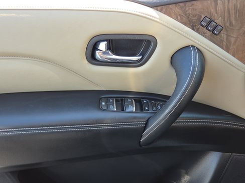 Used 2023 INFINITI QX80 Premium Select w/ Cargo Package image 24