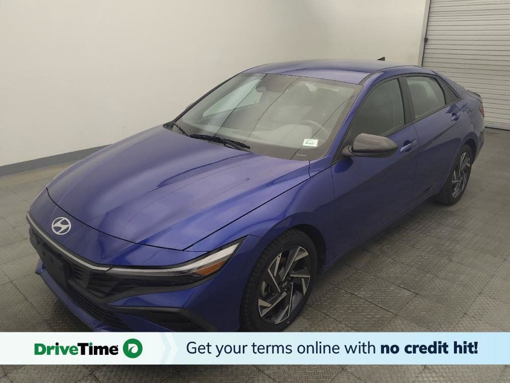 Used 2025 Hyundai Elantra Sport FWD image 1