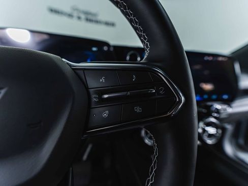 Used 2025 Chevrolet Blazer EV LT image 30