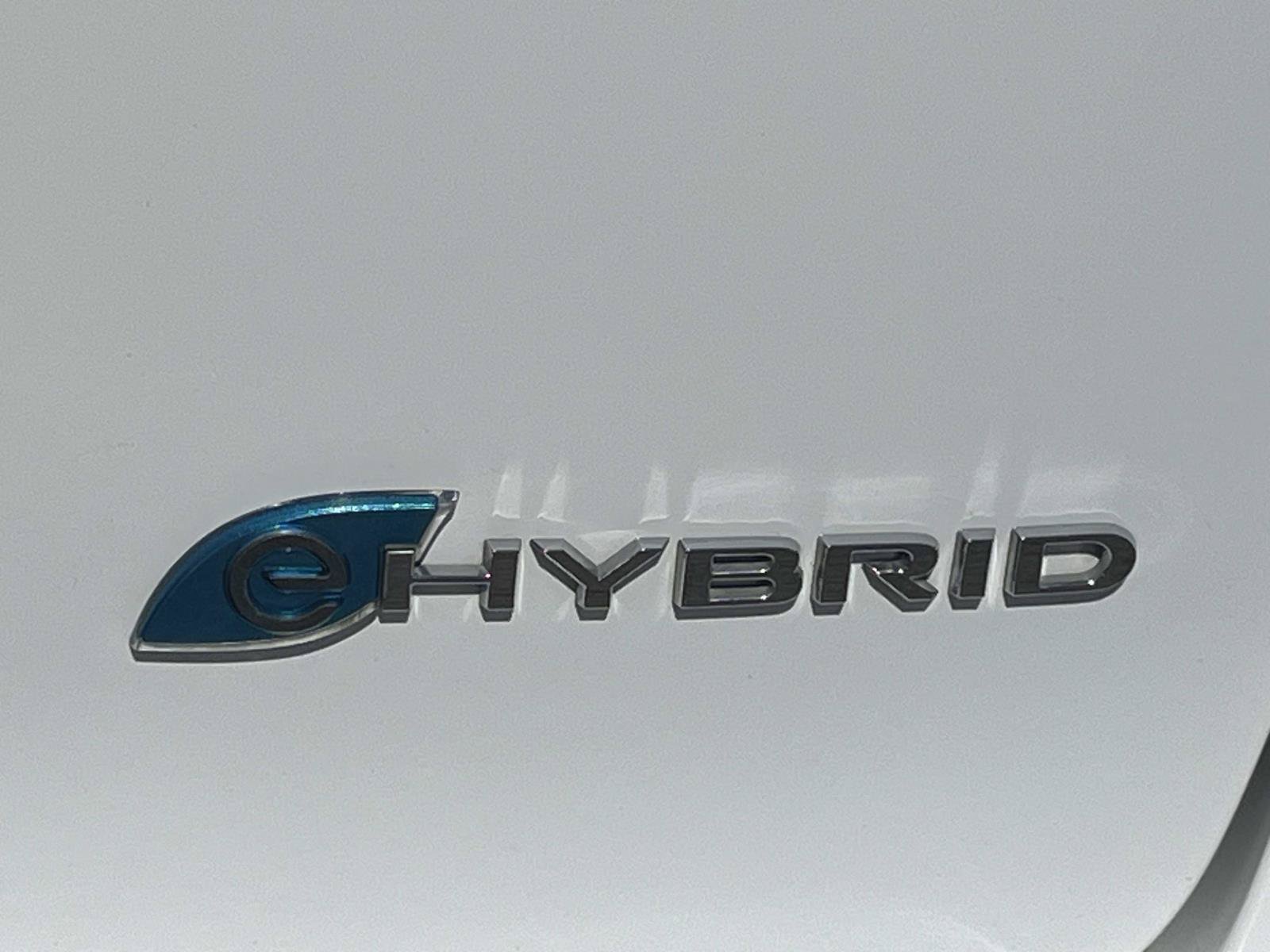 Used 2022 Chrysler Pacifica Touring-L FWD image 7