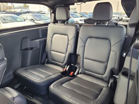 New 2026 Ford Bronco Badlands image 34