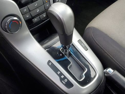 Used 2012 Chevrolet Cruze LS w/ Connectivity Package image 16