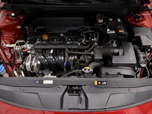 Certified 2023 Hyundai Elantra SEL w/ Convenience Package image 16