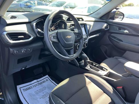 Certified 2023 Chevrolet TrailBlazer LT w/ Convenience Package image 12