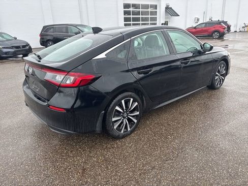 Used 2024 Honda Civic EX-L image 3