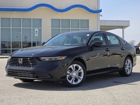 New 2026 Honda Accord LX image 2
