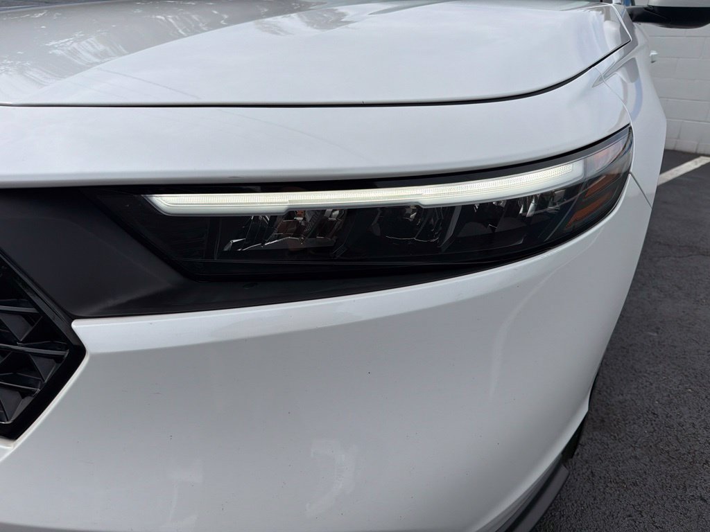 Used 2023 Honda Accord EX image 9
