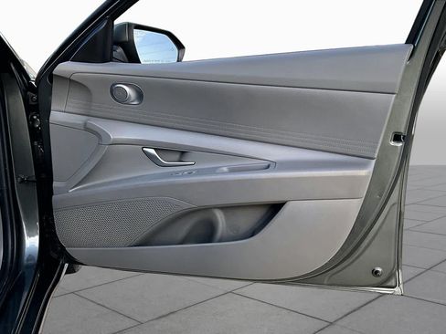Used 2024 Hyundai Elantra SEL FWD image 23