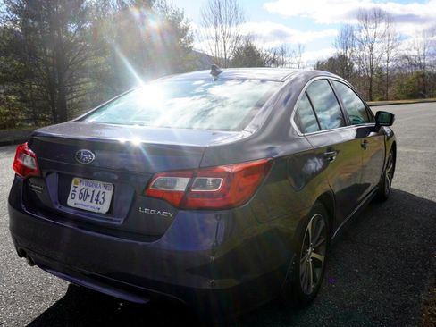 Used 2017 Subaru Legacy 2.5i Limited image 7