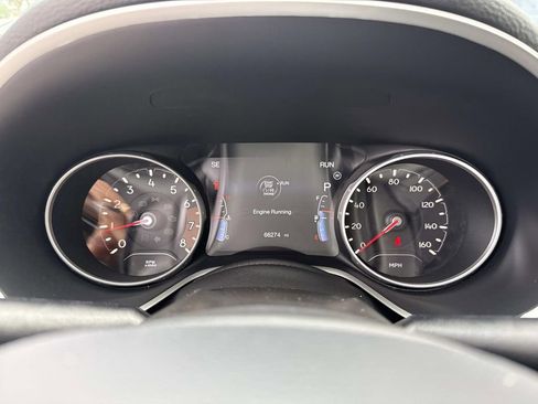 Used 2018 Jeep Compass Altitude w/ Popular Equipment Group image 39