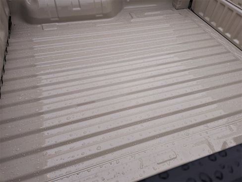 New 2025 Ford Ranger XLT w/ FX4 Off-Road Package image 13