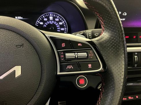 Used 2022 Kia Forte GT w/ GT2 Package image 13