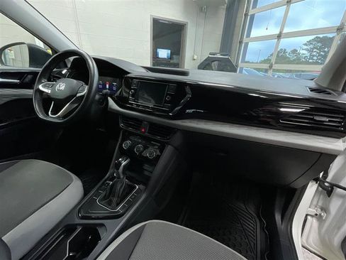 Used 2023 Volkswagen Taos S FWD image 31