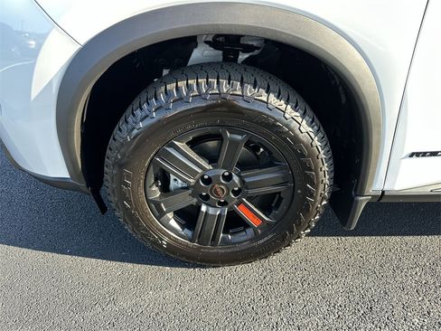 New 2026 Nissan Rogue SV image 10