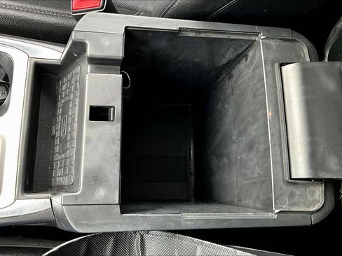 Used 2022 Ford Explorer Limited image 34