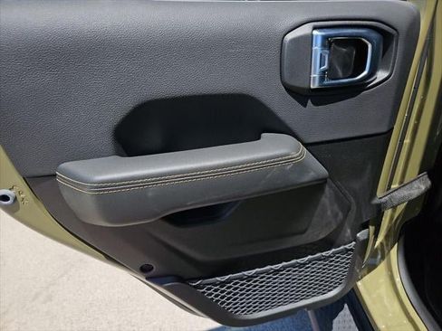 New 2026 Jeep Gladiator Sport AWD/4WD image 47