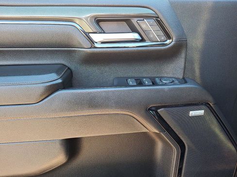 Used 2024 GMC Sierra 3500 AT4 w/ AT4 Premium Plus Package image 13