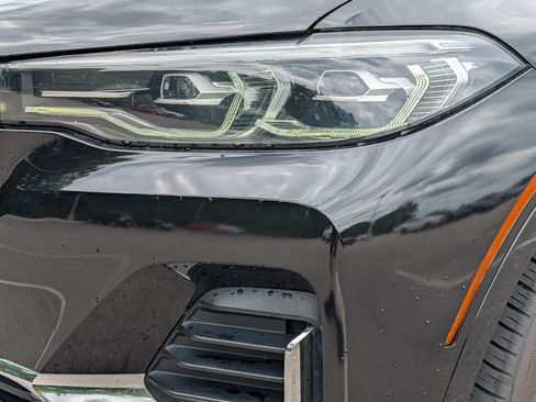 Used 2020 BMW X7 xDrive40i w/ Premium Package AWD/4WD image 16
