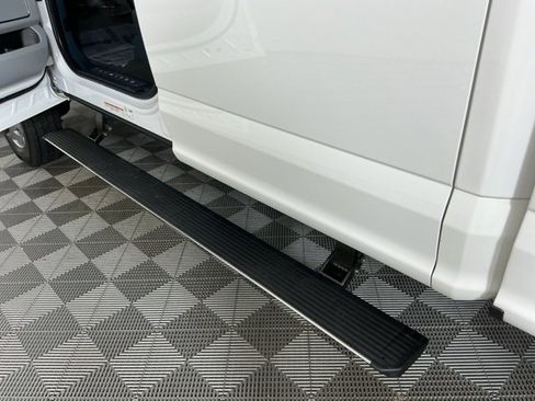 Used 2022 Ford F450 Limited image 16