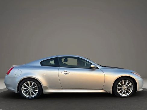 Used 2012 INFINITI G37 Journey w/ Premium Pkg image 6
