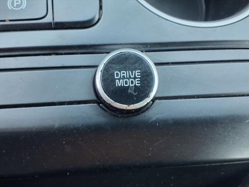 Used 2022 Kia K5 LXS image 11