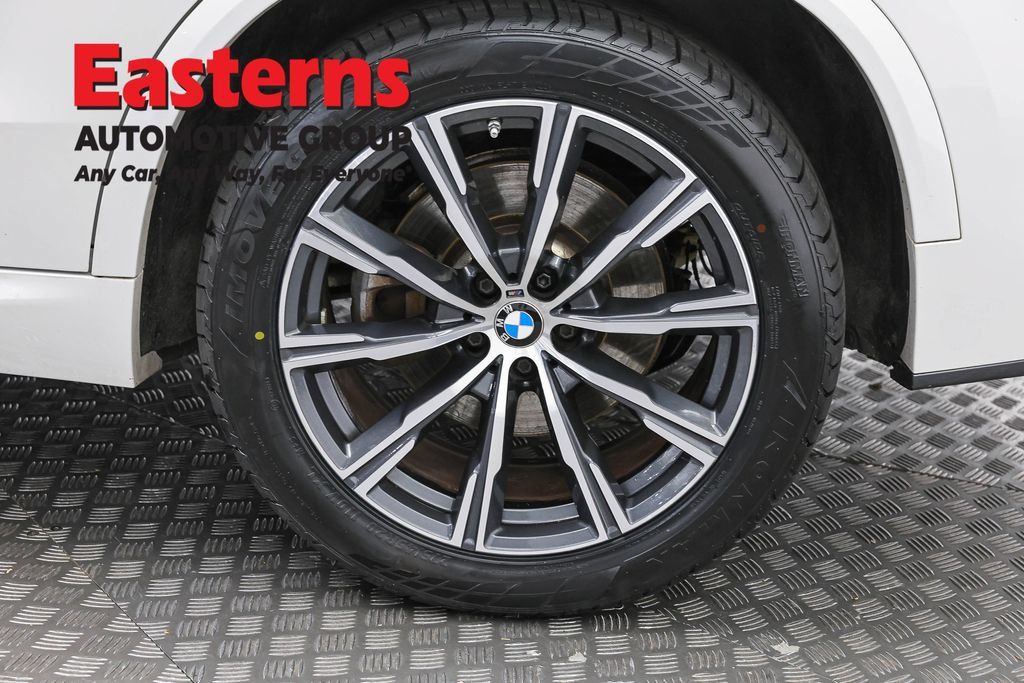 Used 2023 BMW X5 xDrive40i w/ M Sport Package AWD/4WD image 37