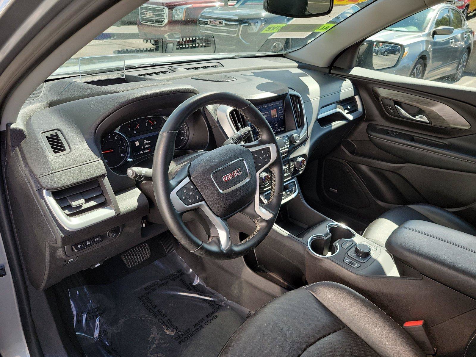 Used 2024 GMC Terrain SLT w/ Infotainment Package II AWD/4WD image 18